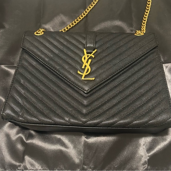 Luxury Black Quilted Women's Bag - Picture 8 of 8